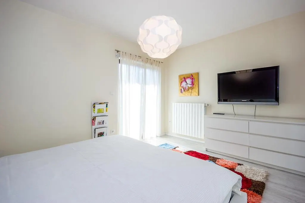 Cozy And Modern Apartment Kastav