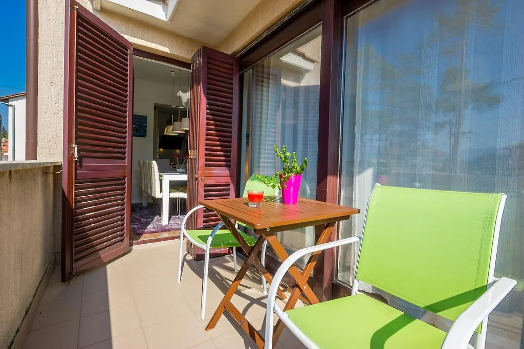 Cozy And Modern Apartment Kastav