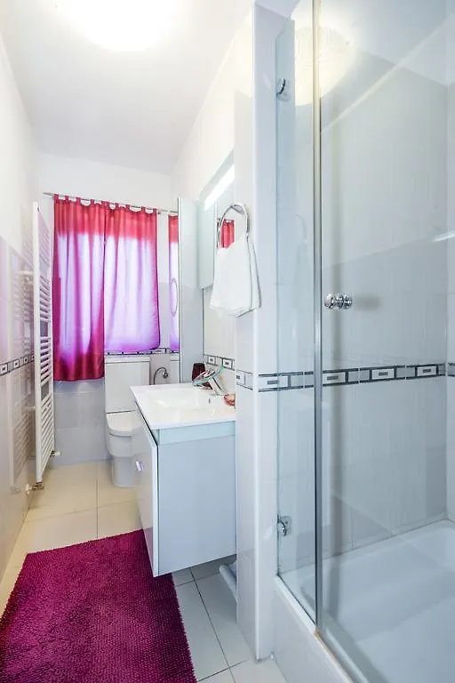 Cozy And Modern Apartment Kastav